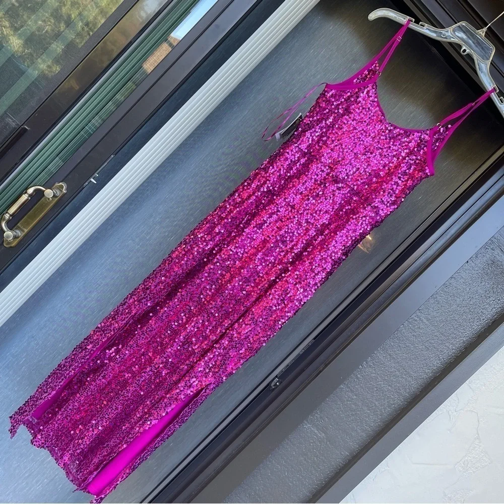 Taylor Sequin Dress 10 - Picture 2 of 6